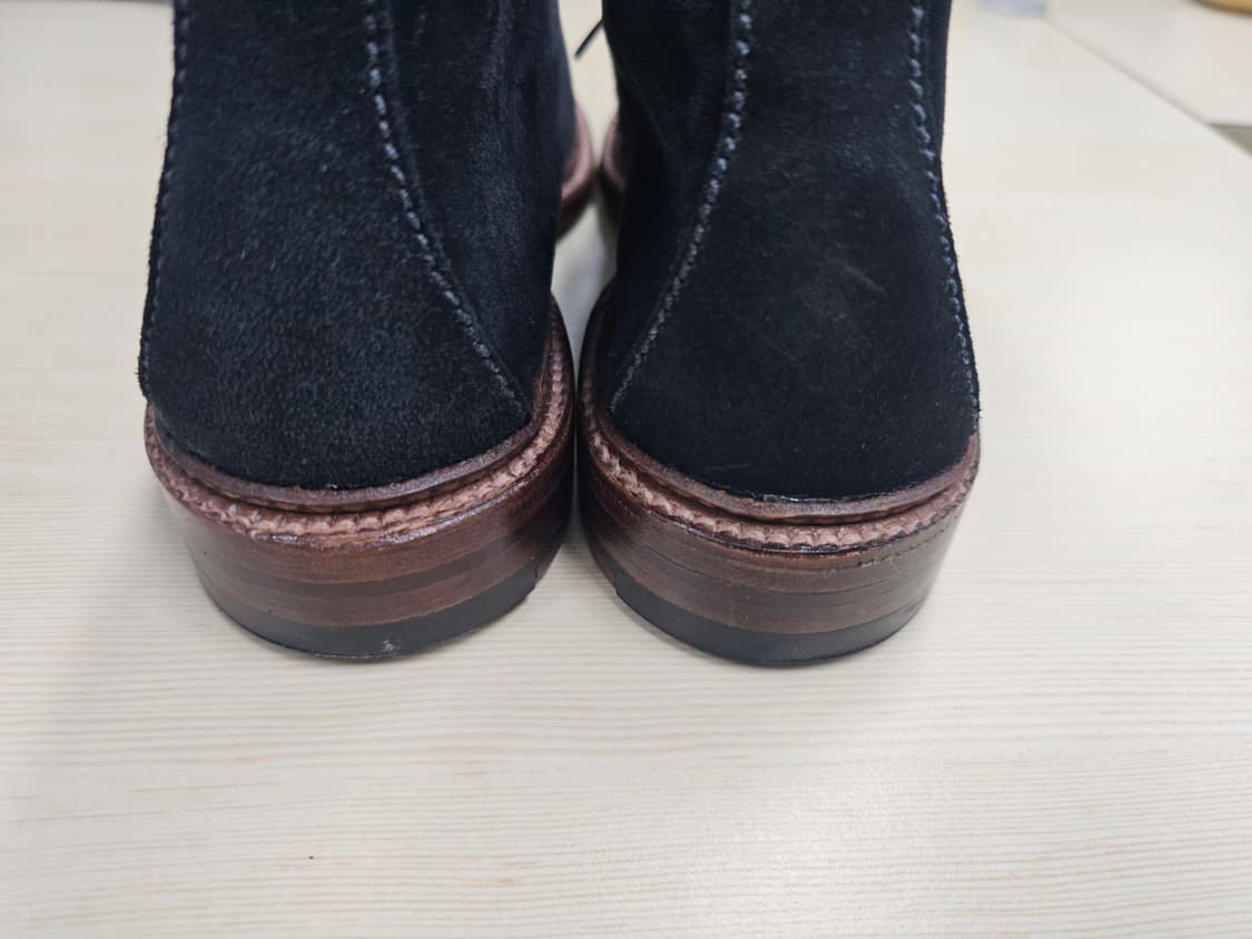 알든 스웨이드 처카 1497 블랙 6.5E 상품이미지3