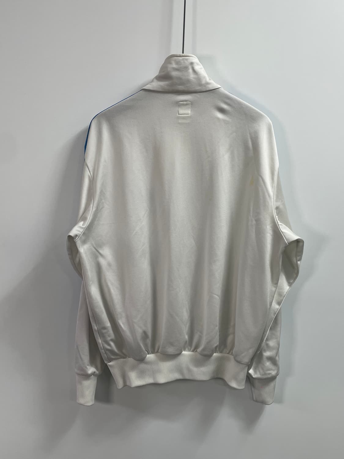 아디다스 흰하 시나모롤 파이어버드 트랙탑 져지 (on.386) 상품이미지3