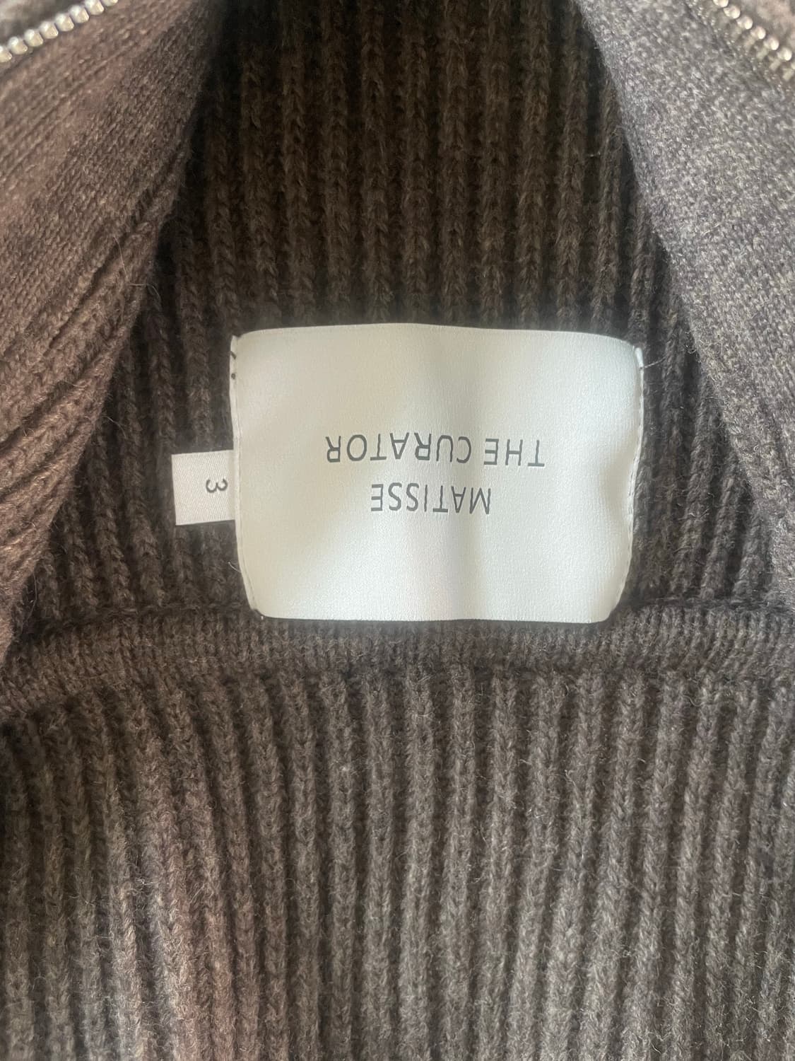 마티스 더 큐레이터 니트집업 [3] 상품이미지4