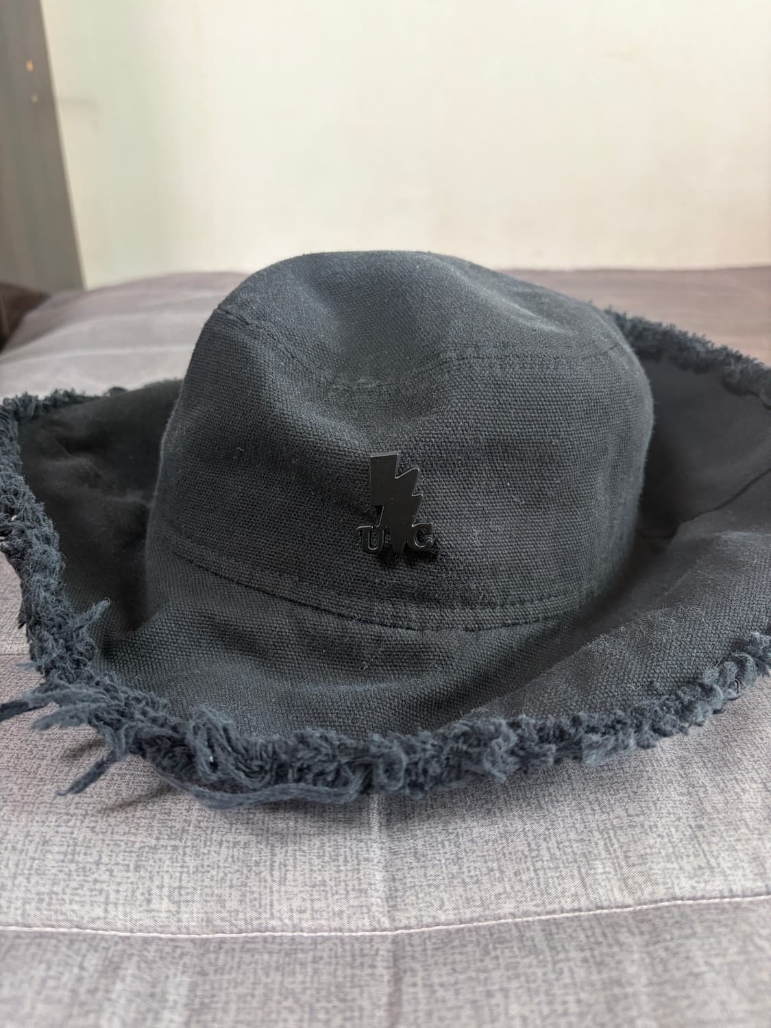 유니버셜 케미스트리 빈티지 오버 버킷햇 상품이미지1