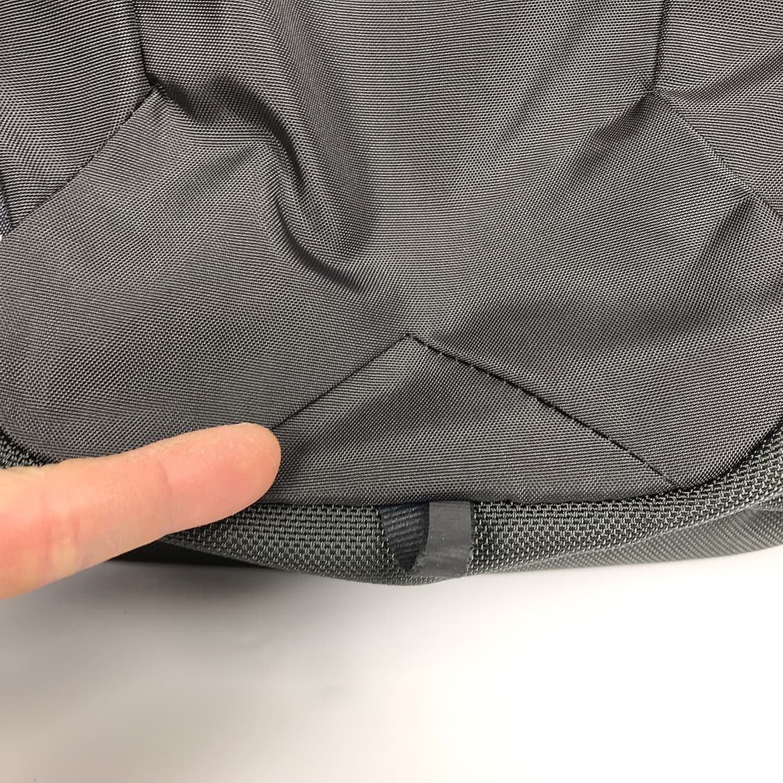 노스페이스 보레알리스 회색 백팩 가방 상품이미지5