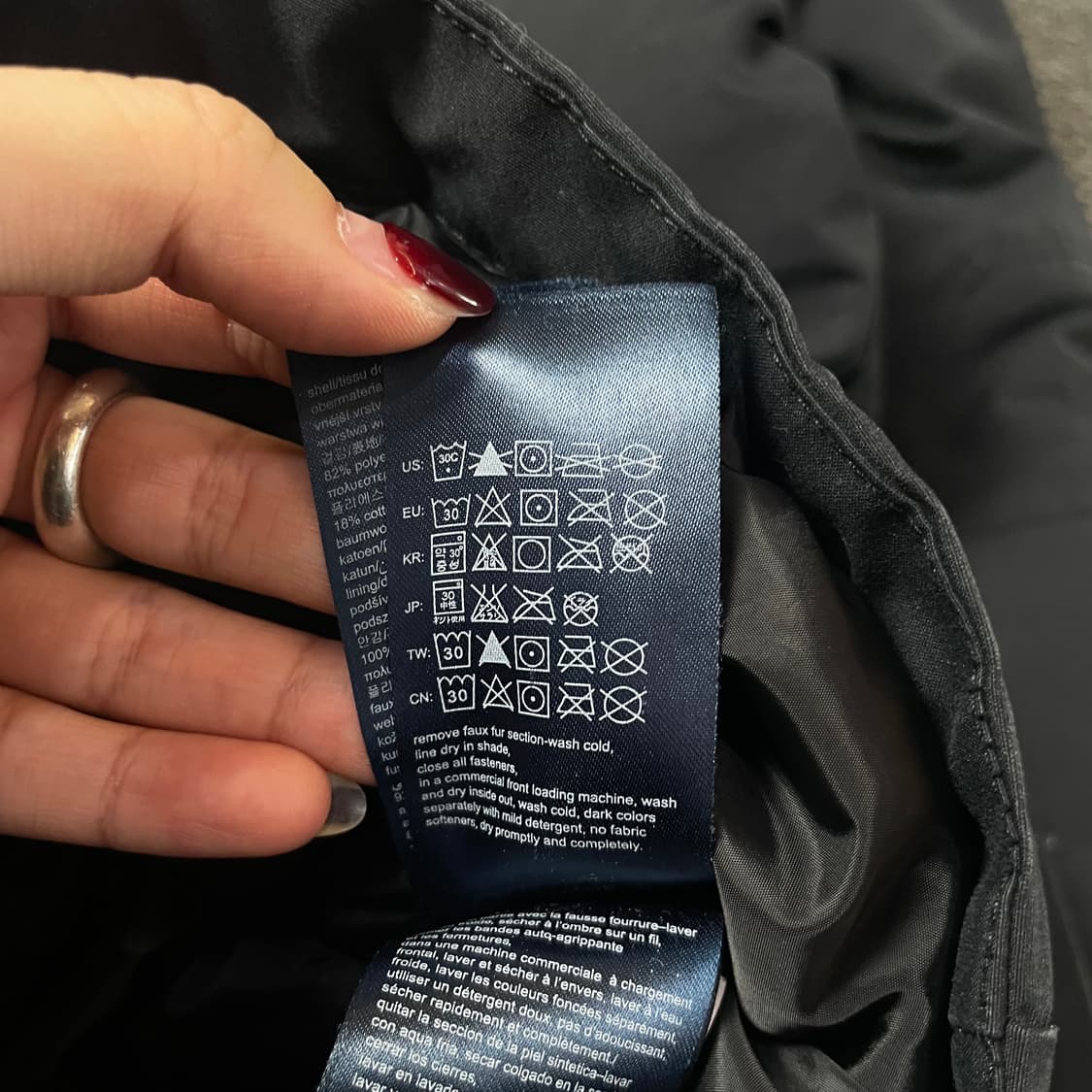 타미힐피거 블랙 멀티 포켓 패딩 L 상품이미지7