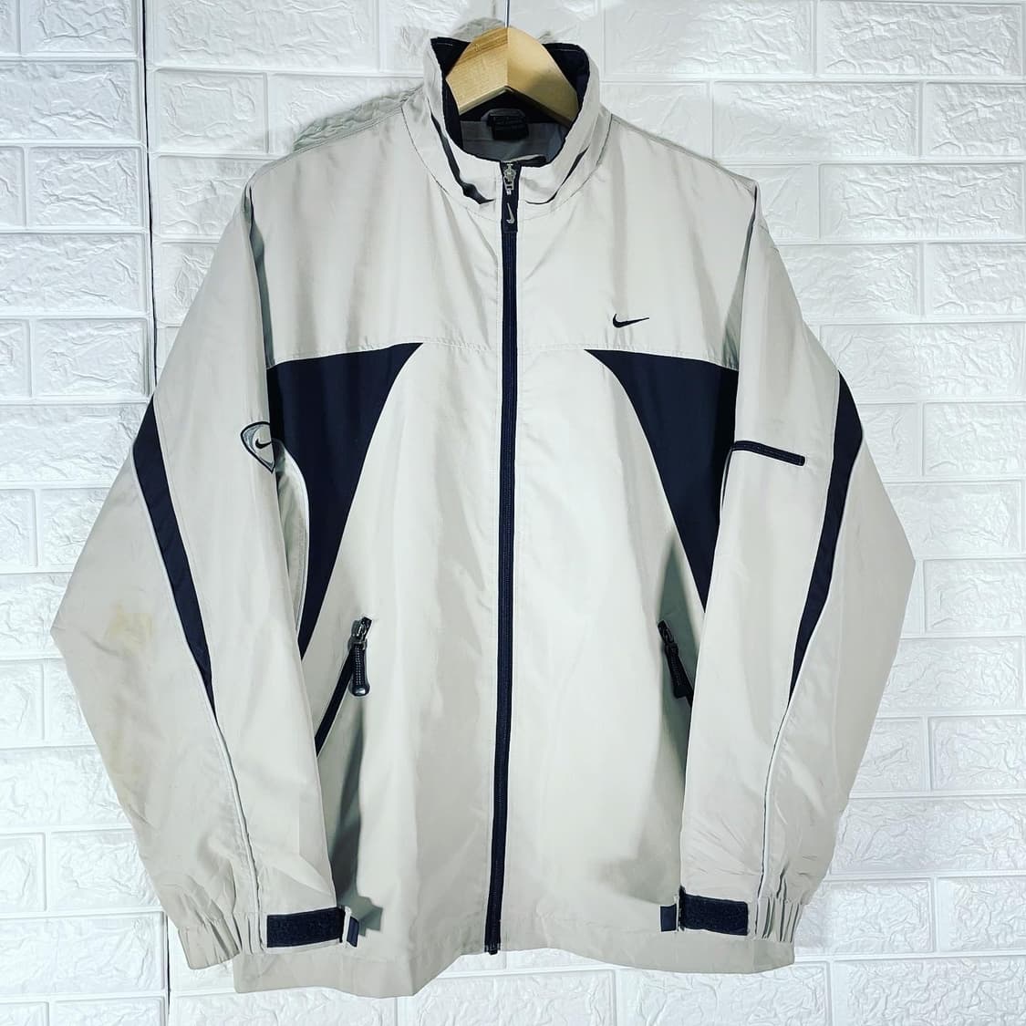 나이키 스우시바람막이자켓 상품이미지1