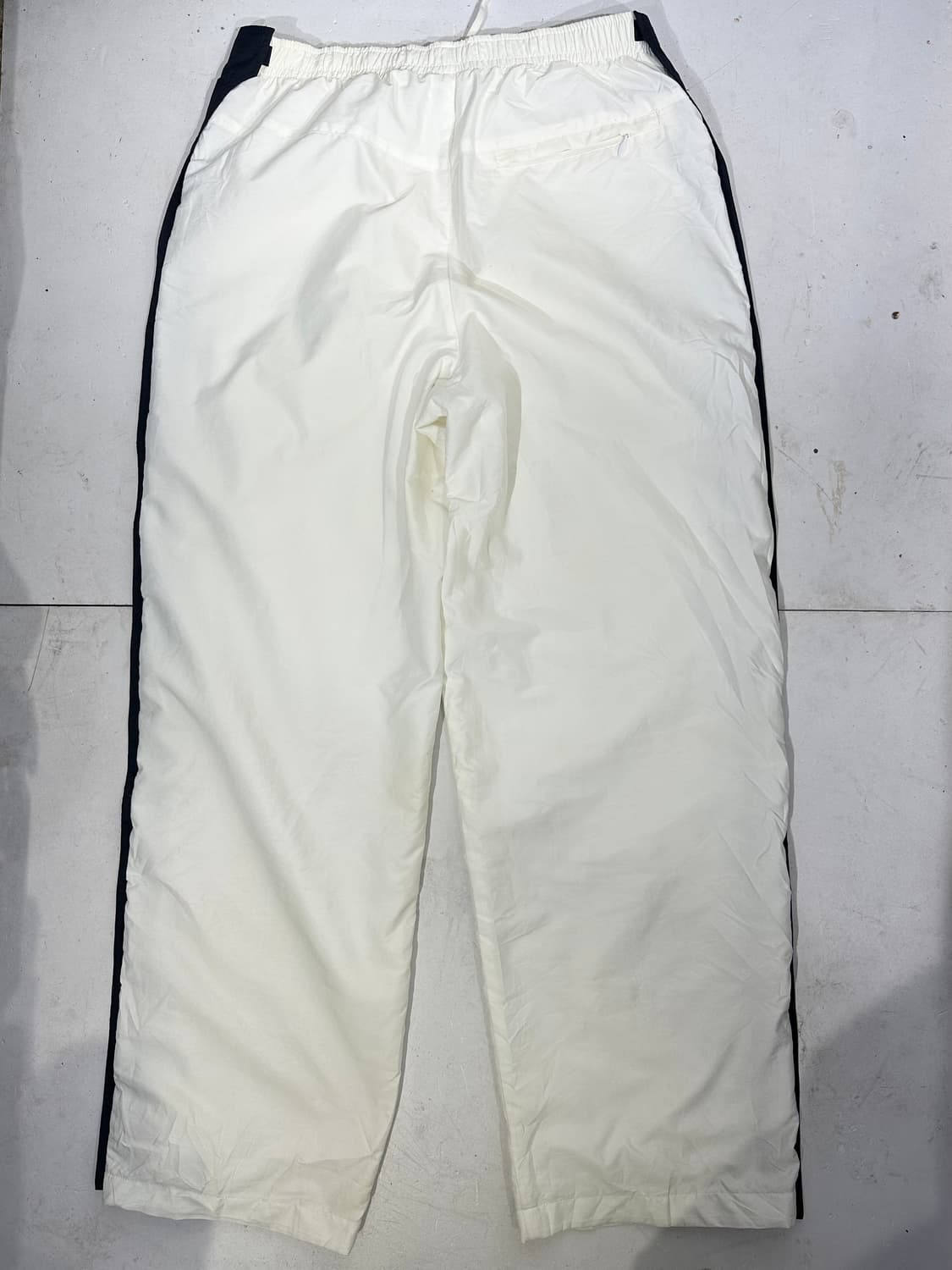 90s 나이키 화이트 테니스 로고 네이비 사이드 라인 와이드 트랙 팬츠 상품이미지5