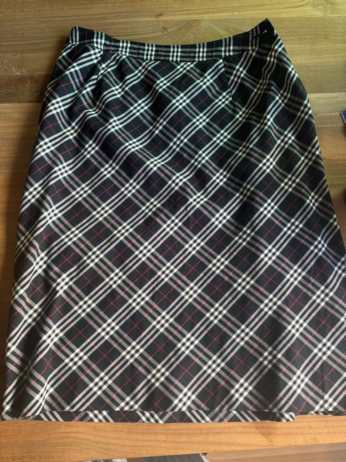 버버리 체크 스커트 상품이미지5