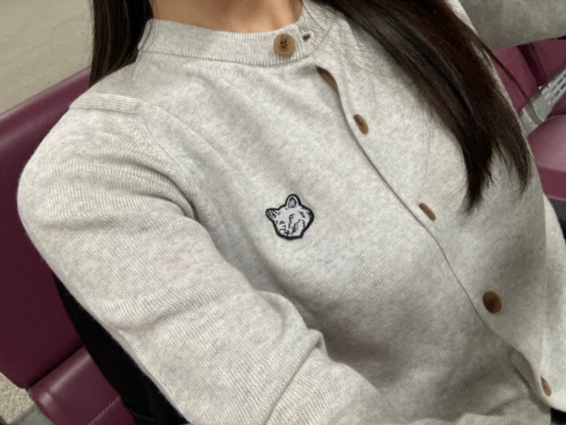 메종키츠네 볼드 폭스 헤드 가디건 상품이미지2