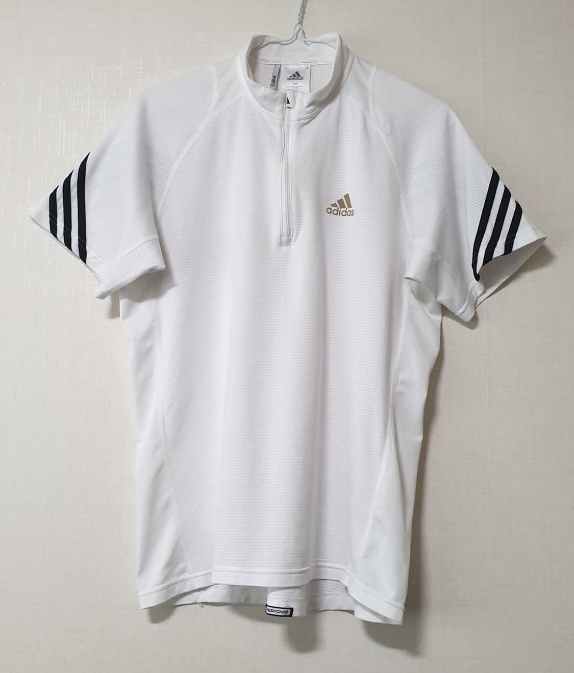 아디다스 반집업 반팔티 100사이즈 상품이미지1