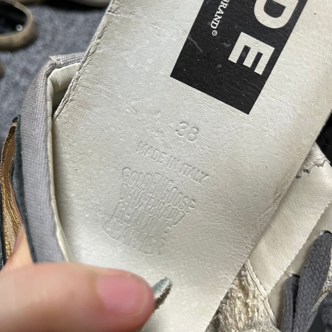 골든구스 GGDB  하이탑 스니커즈 그레이 38 상품이미지7