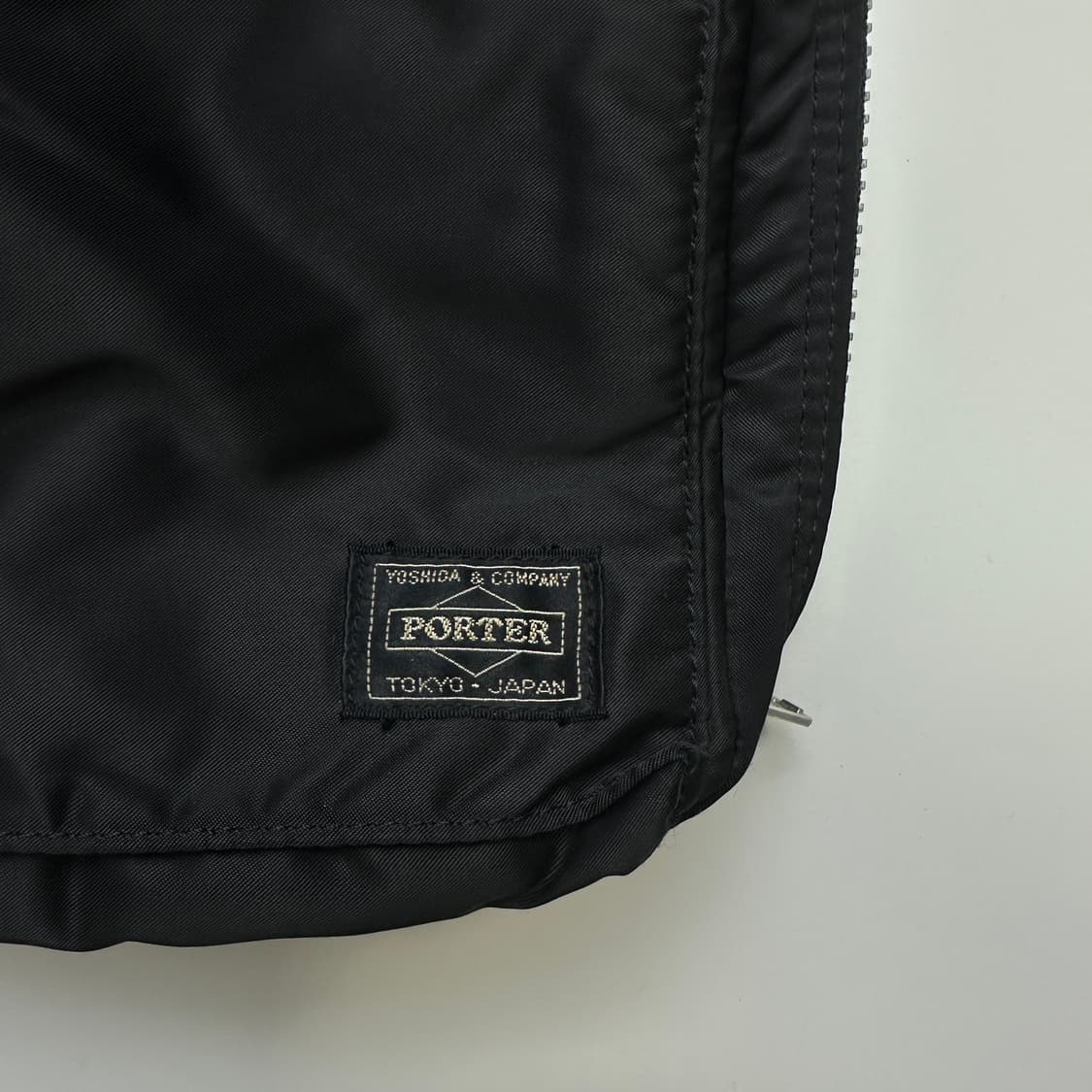 PORTER TANKER SHOULDER BAG 포터 탱커 숄더백 상품이미지2