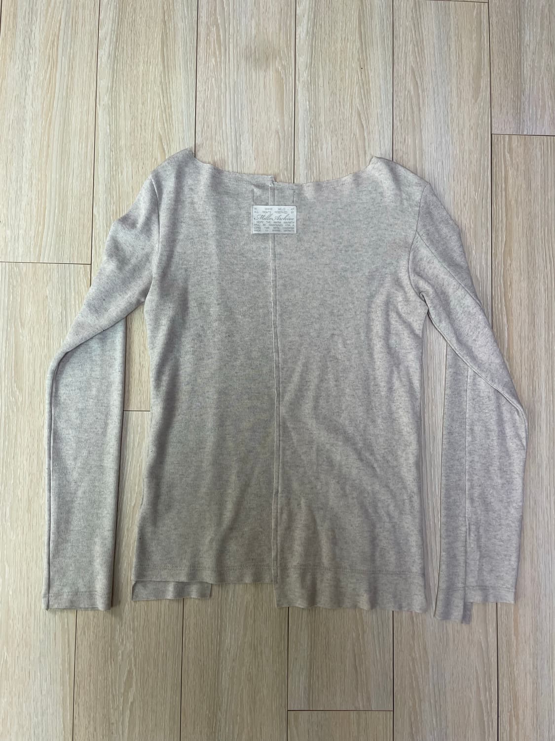 밀로아카이브 니트 상품이미지2