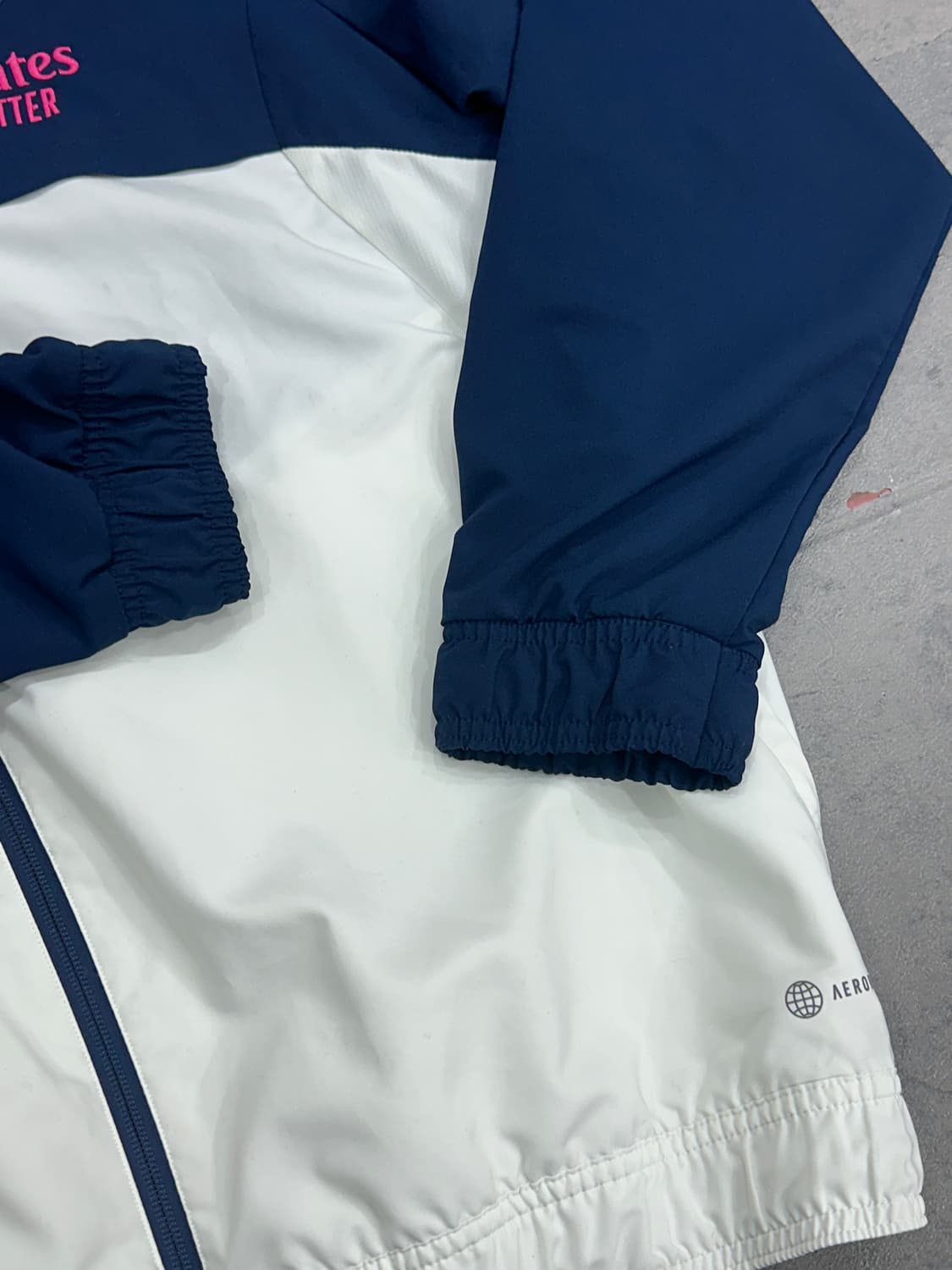 아디다스 아스날 바람막이 상품이미지2