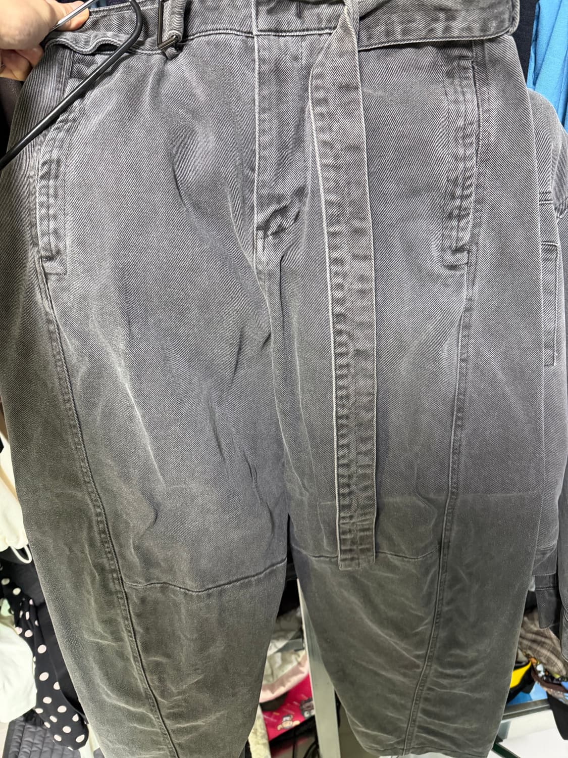 쿠어 21fw 벨티드 커브 팬츠 상품이미지1