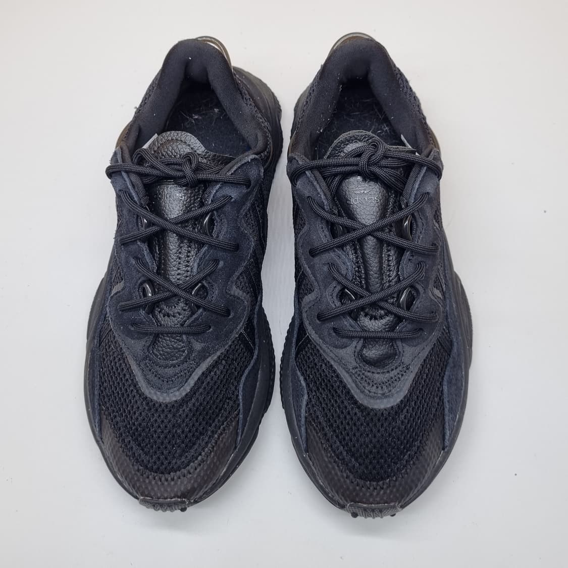 아디다스 오즈위고 올블랙 운동화250. 상품이미지2