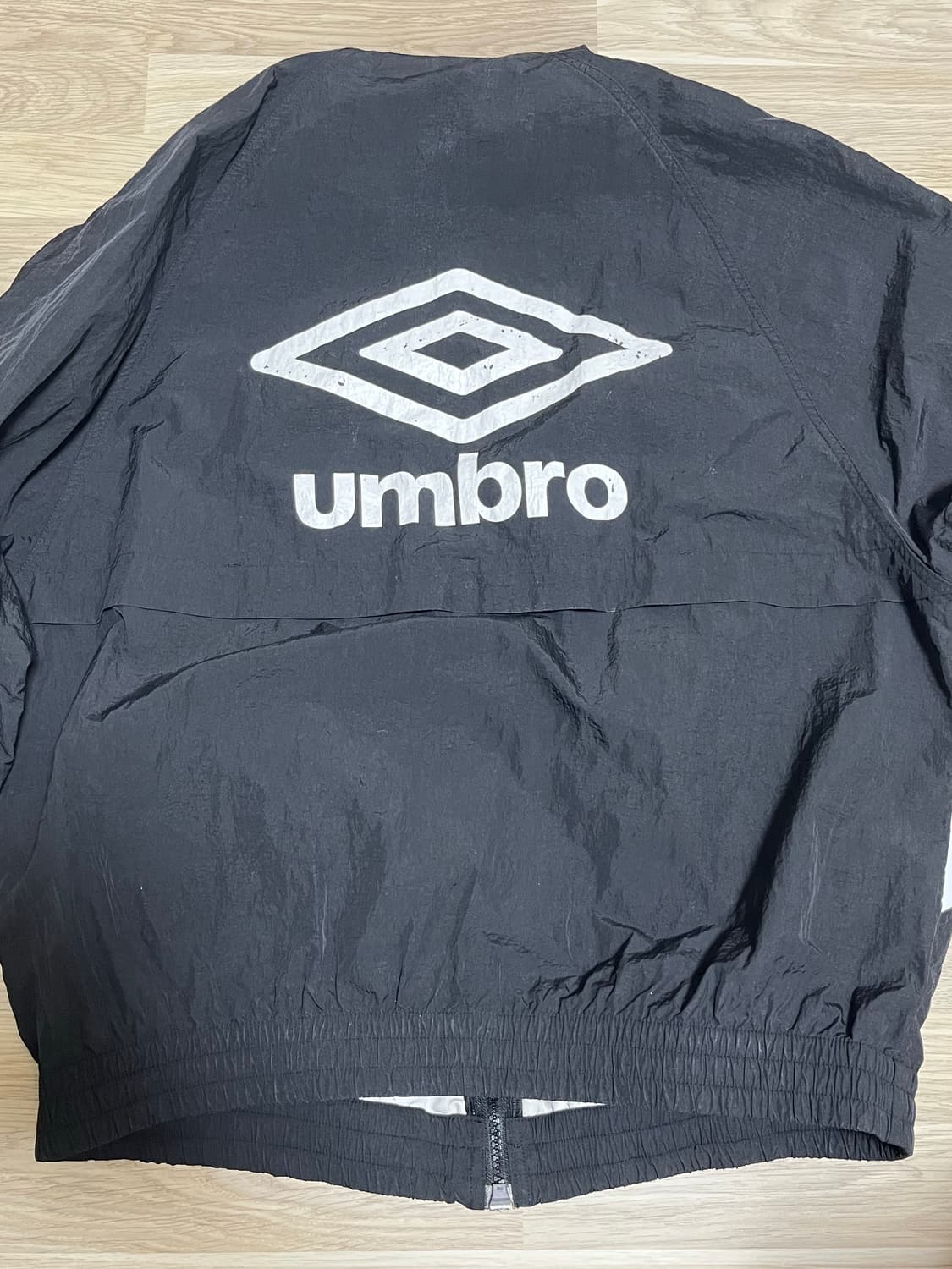 엄브로 바람막이 상품이미지2