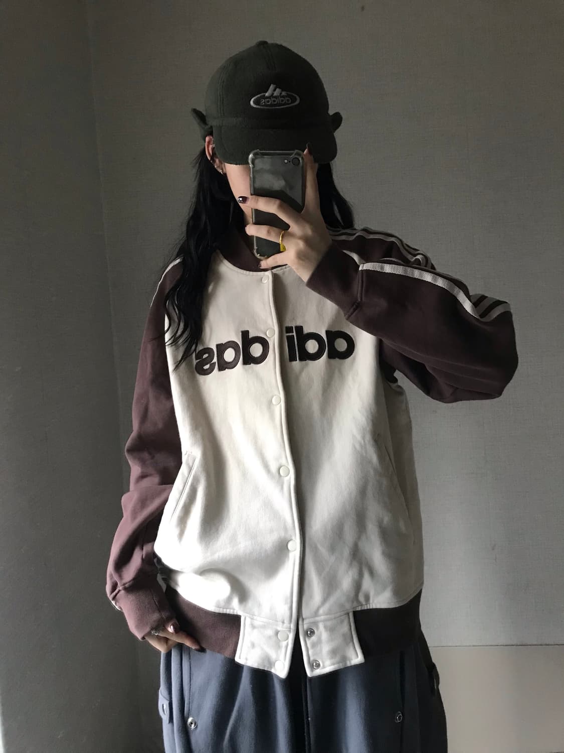 아디다스 크림 브라운 00s 바시티 상품이미지1