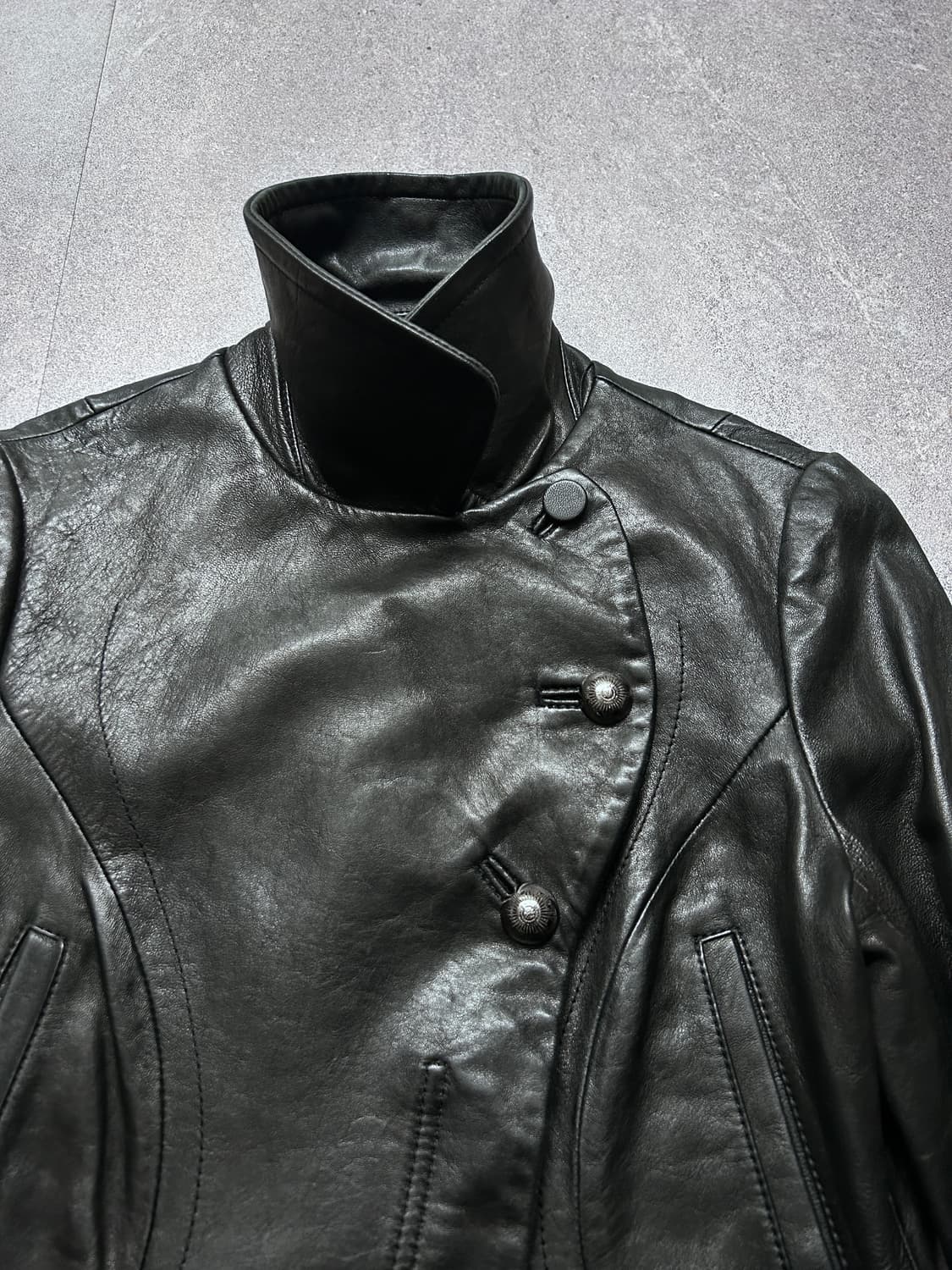 웨이브 사선 하이브리드 램스킨 자켓 상품이미지2