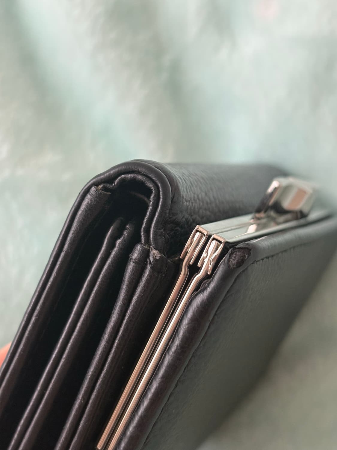 비비안 웨스트우드 스몰 프레임 지갑 블랙 상품이미지10