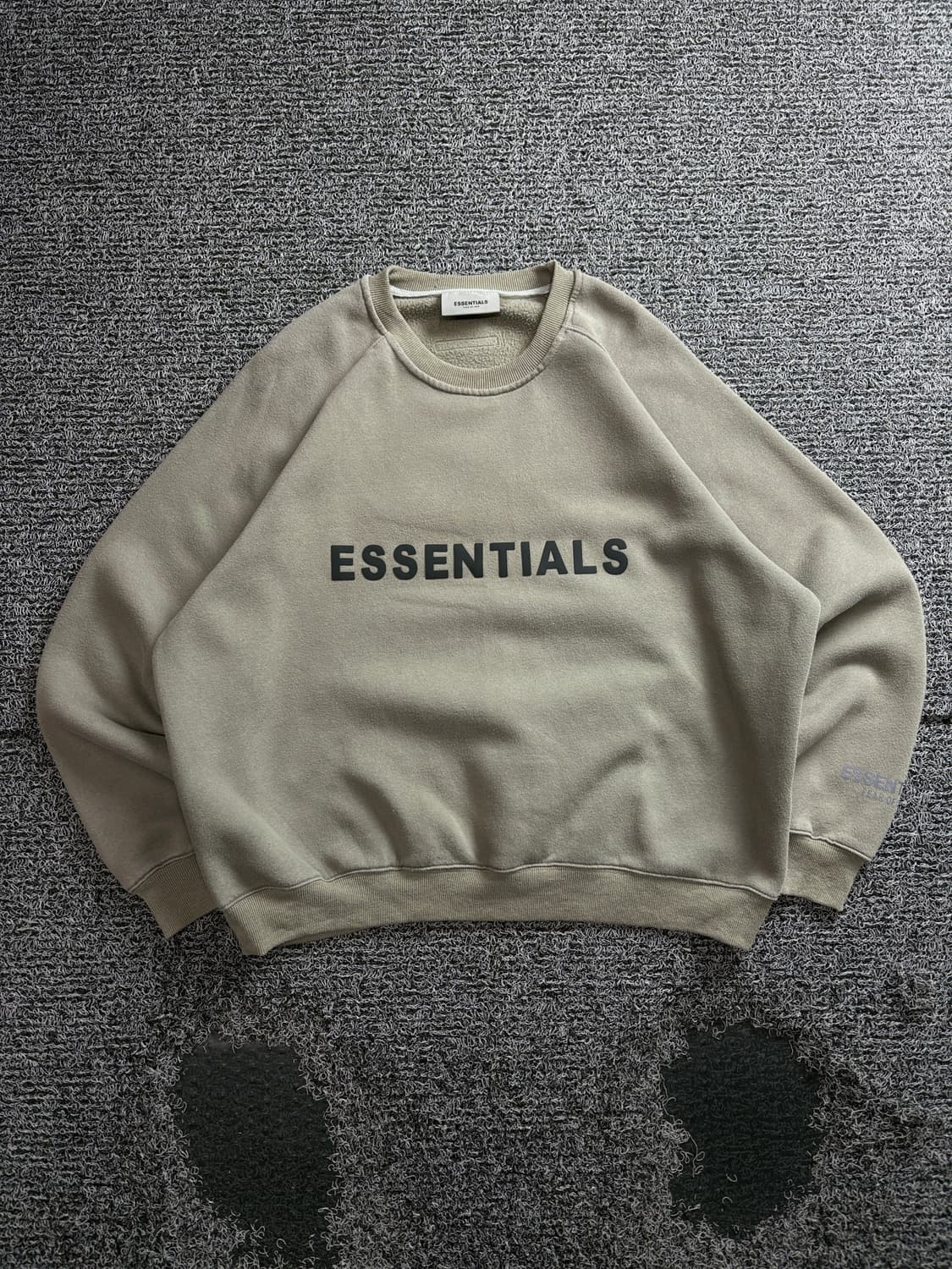 피어오브갓 에센셜 빅로고 크루넥 맨투맨 3974 상품이미지2