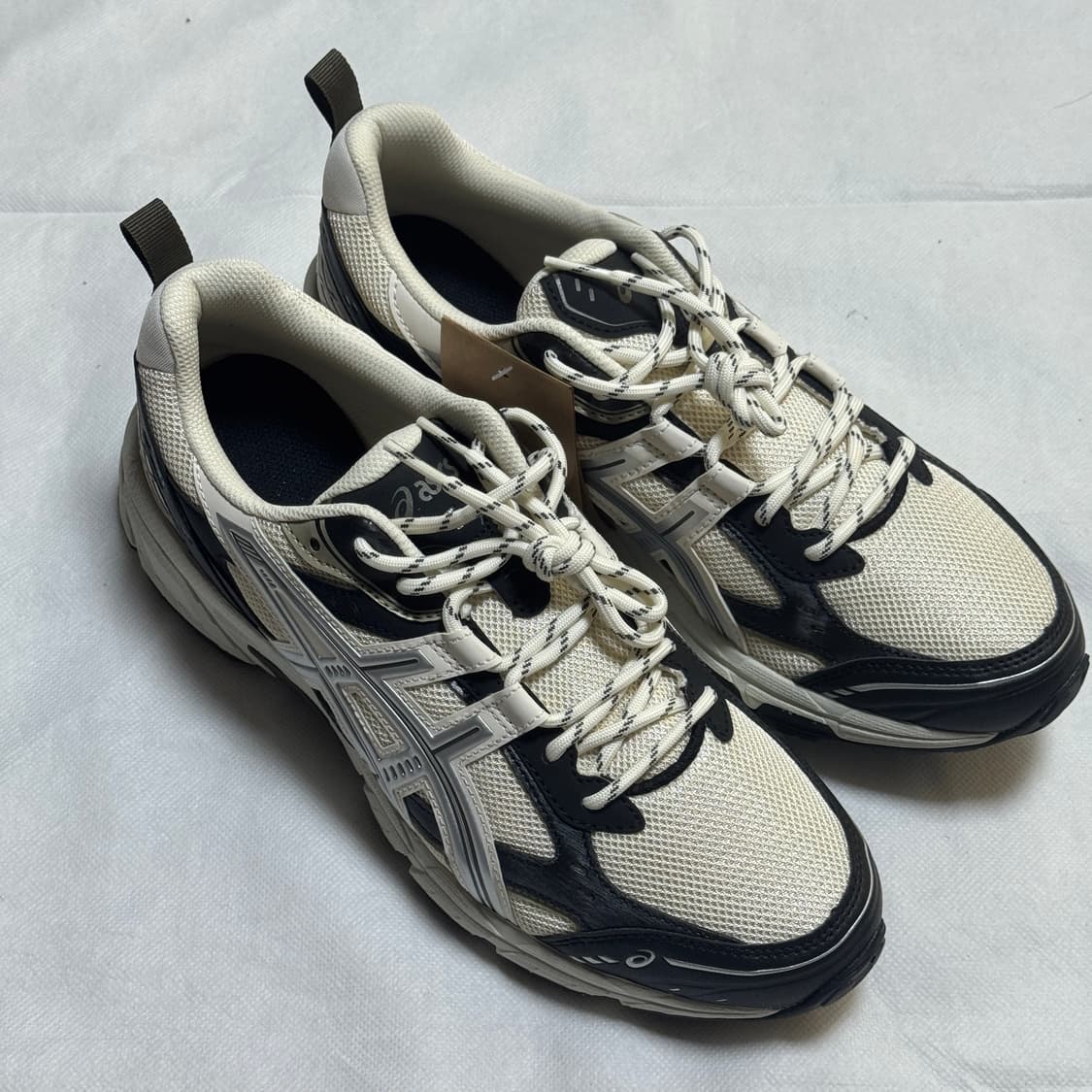 (새상품 9, 9.5) 아식스 젤 누노비키 다크올리브 크림 상품이미지1