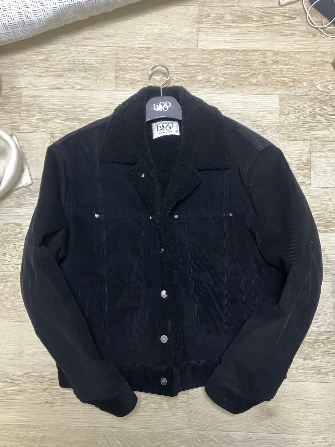 엘무드 딘 코듀로이 쉐르파 트러커 자켓 블랙 48 상품이미지5