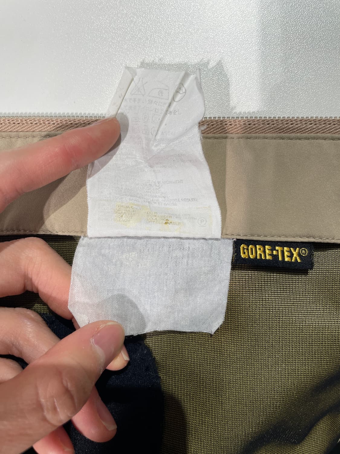 프라다 레드탭 베이지 고어텍스 투 웨이 집업 자켓 상품이미지10