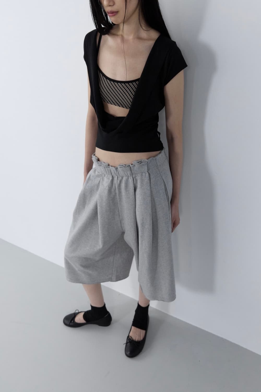 세릭 드레이프 백리스 탑 cerric draped backless top 상품이미지8
