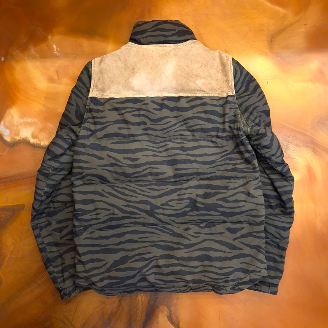 아디다스 오리지널스 타이거 카모 패디드 패딩 / 베스트 투웨이 지퍼 95 상품이미지2