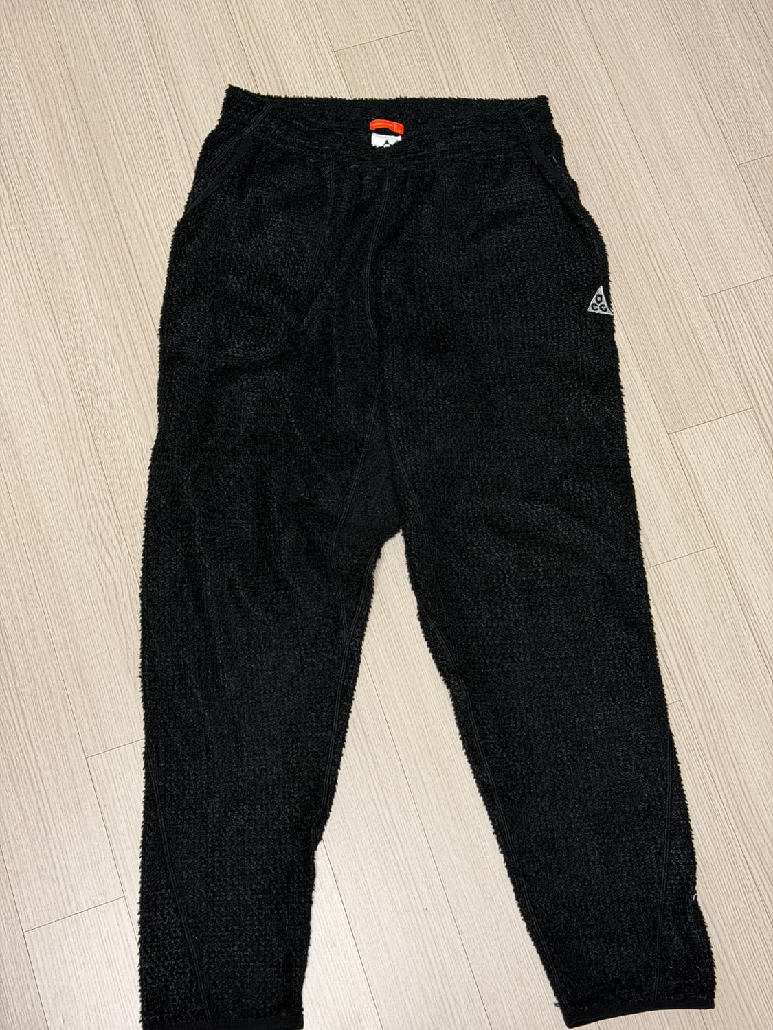 나이키 ACG 울프 라이컨 팬츠 상품이미지2