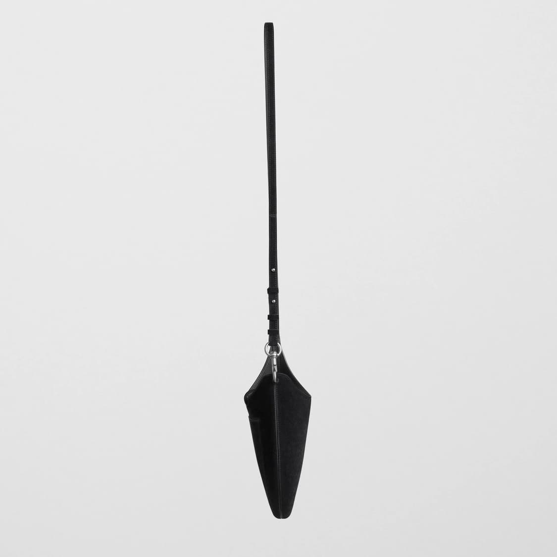 피비파일로 26ss 미니 빈 슬링백/블랙 스웨이드 상품이미지5