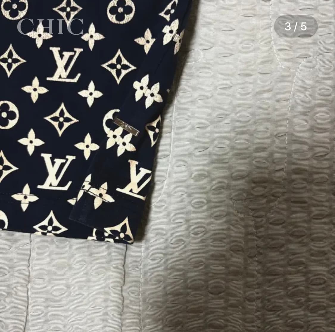 [루이비통 LVSE 모노그램 그라디언트 반팔 티셔츠] 상품이미지3