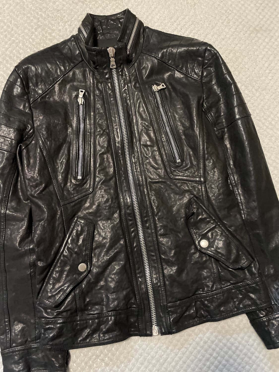 GUESS 웨스턴 무드 쉽스킨 양가죽 바이커 절개 레더 자켓 상품이미지5