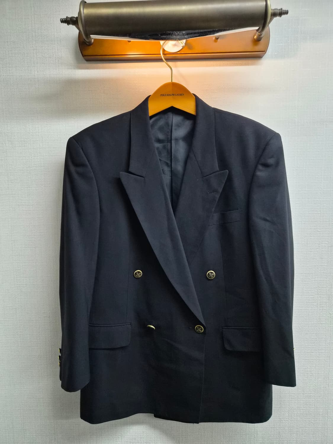 95) HARDY AMIES 네이비 금장 더블 브레스트 자켓 팝니다 상품이미지1