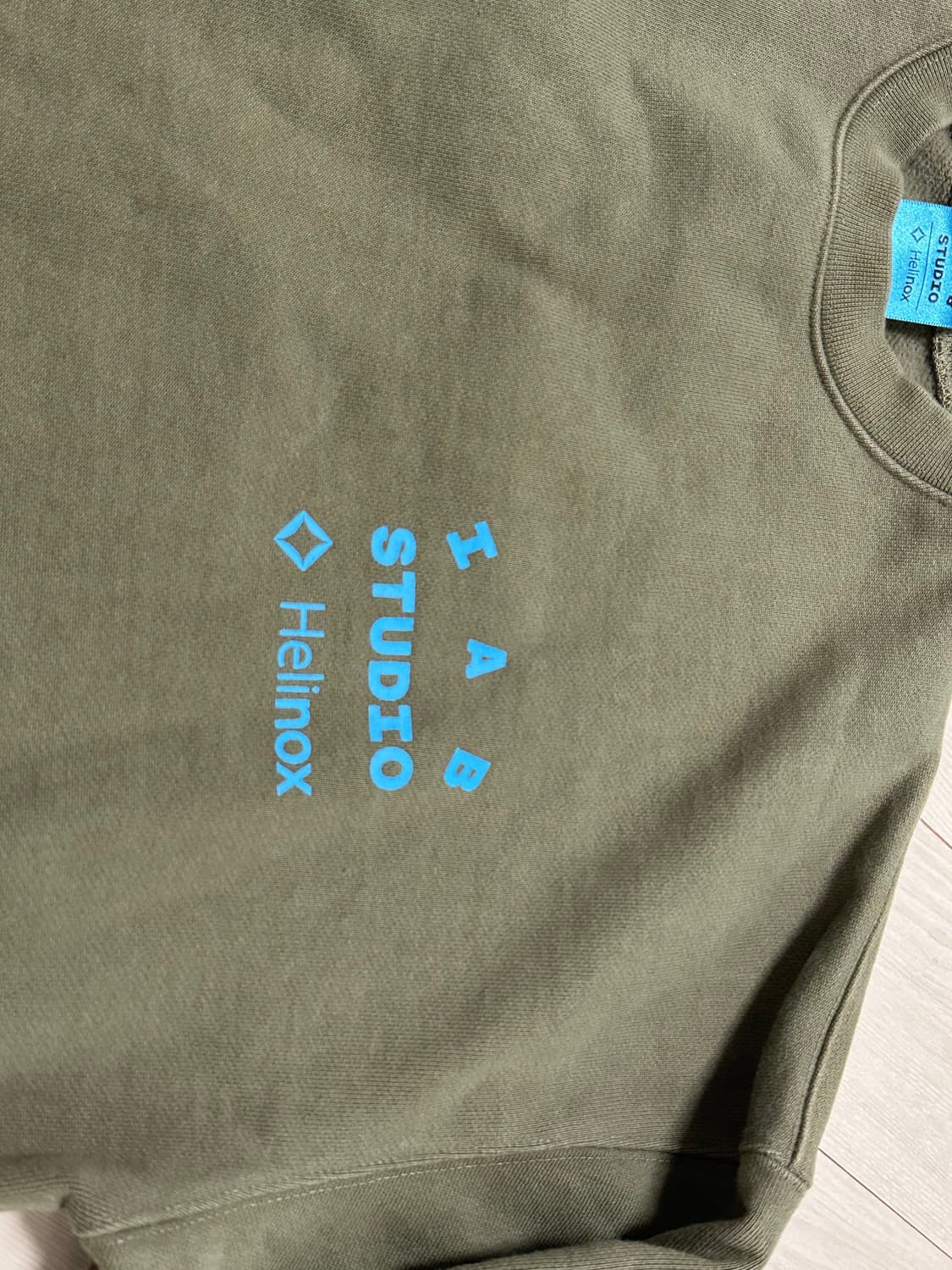 아이앱 x 헬리녹스 맨투맨 바지 세트 상품이미지3