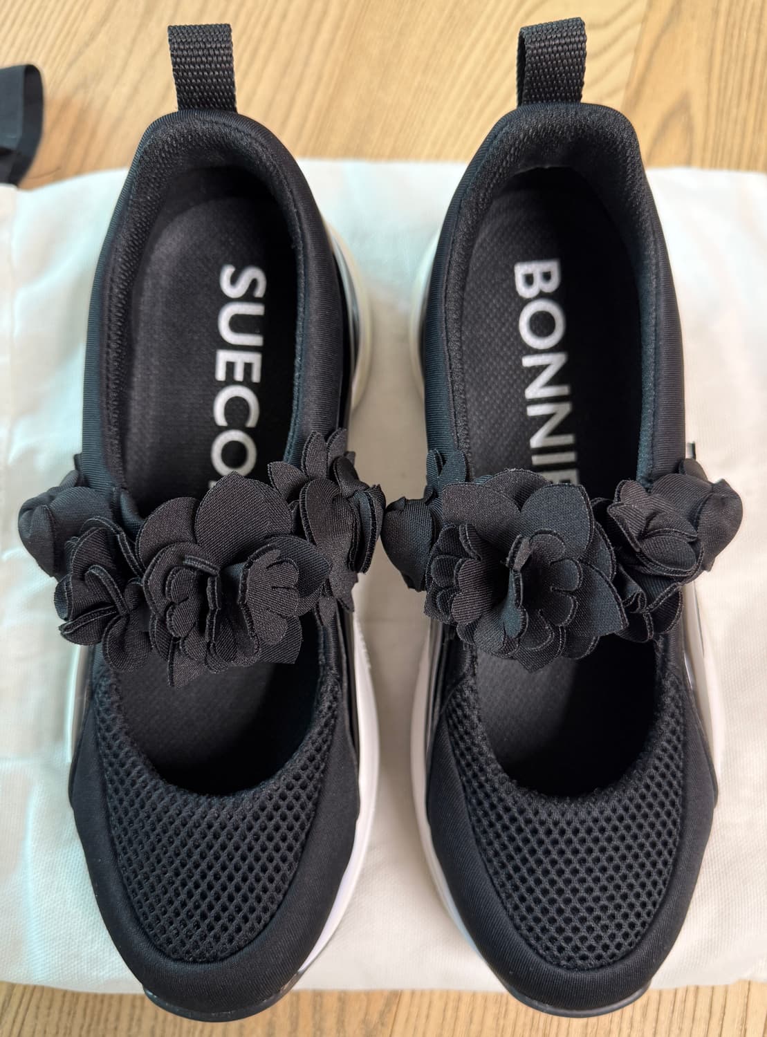 슈콤마보니 뉴 플라워밤 메리제인 스니커즈 블랙 230 상품이미지3