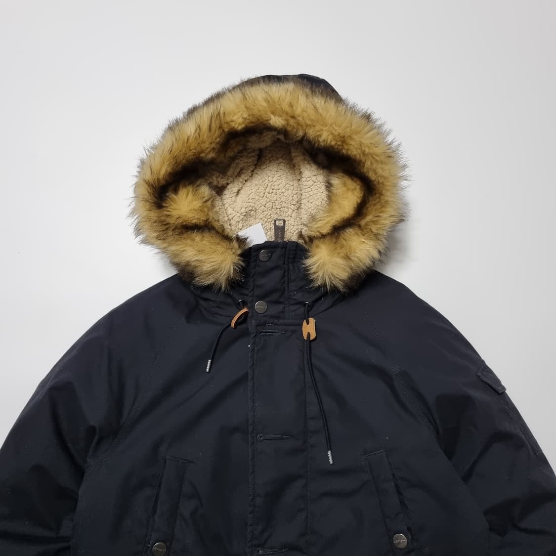 칼하트 퍼 파카  상품이미지4