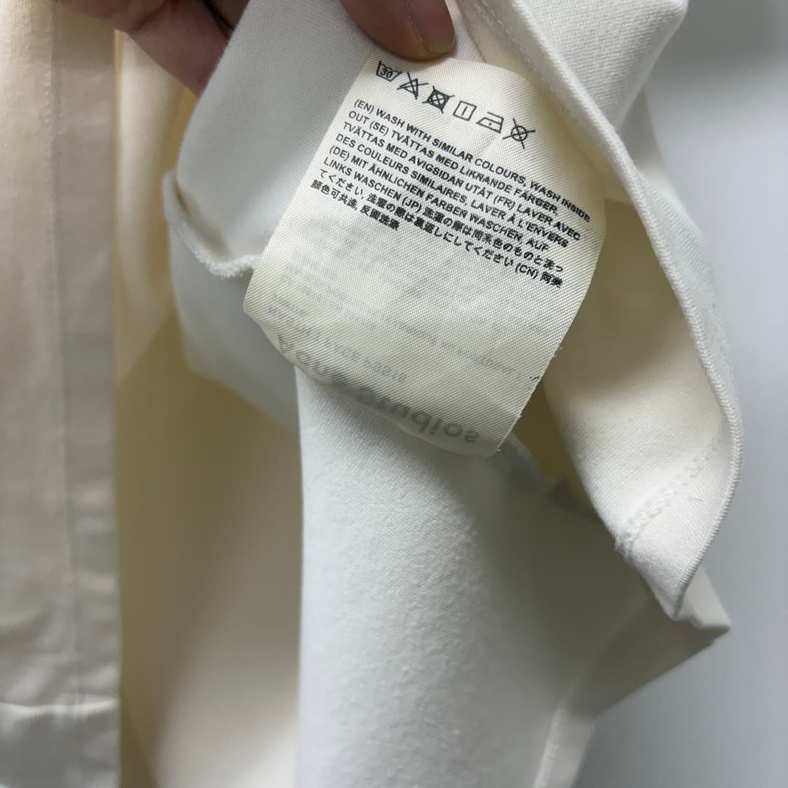 Acne Studios 레인보우 넥 반팔티 L 상품이미지6