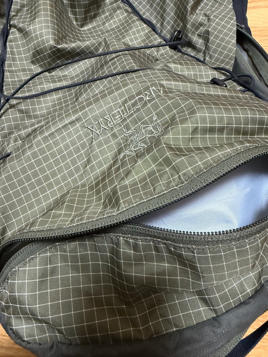 아크테릭스 에어리어스 18 타츠 상품이미지3