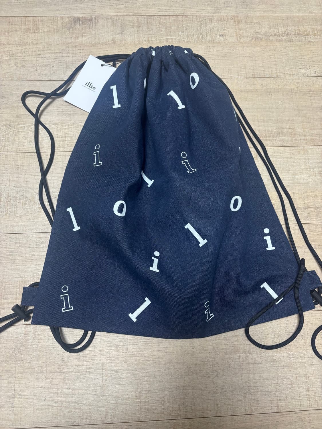 일리오 로고 스트링백 블루 데님 상품이미지2