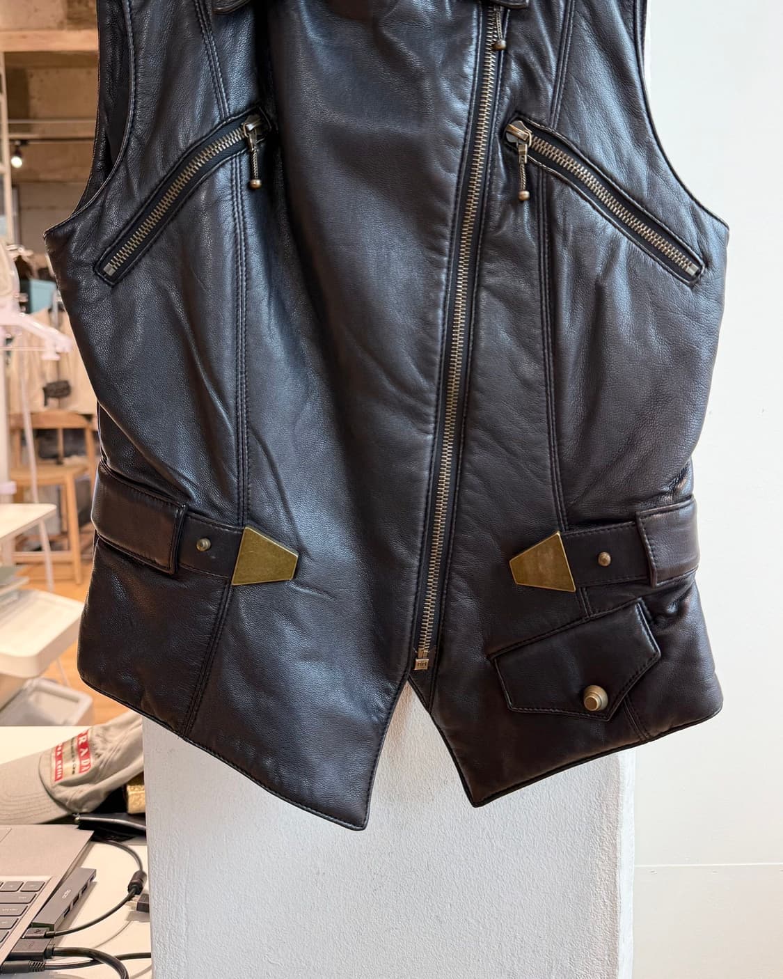 알렉산더 왕 블랙 쉽스킨 베스트 라이더 자켓  상품이미지6