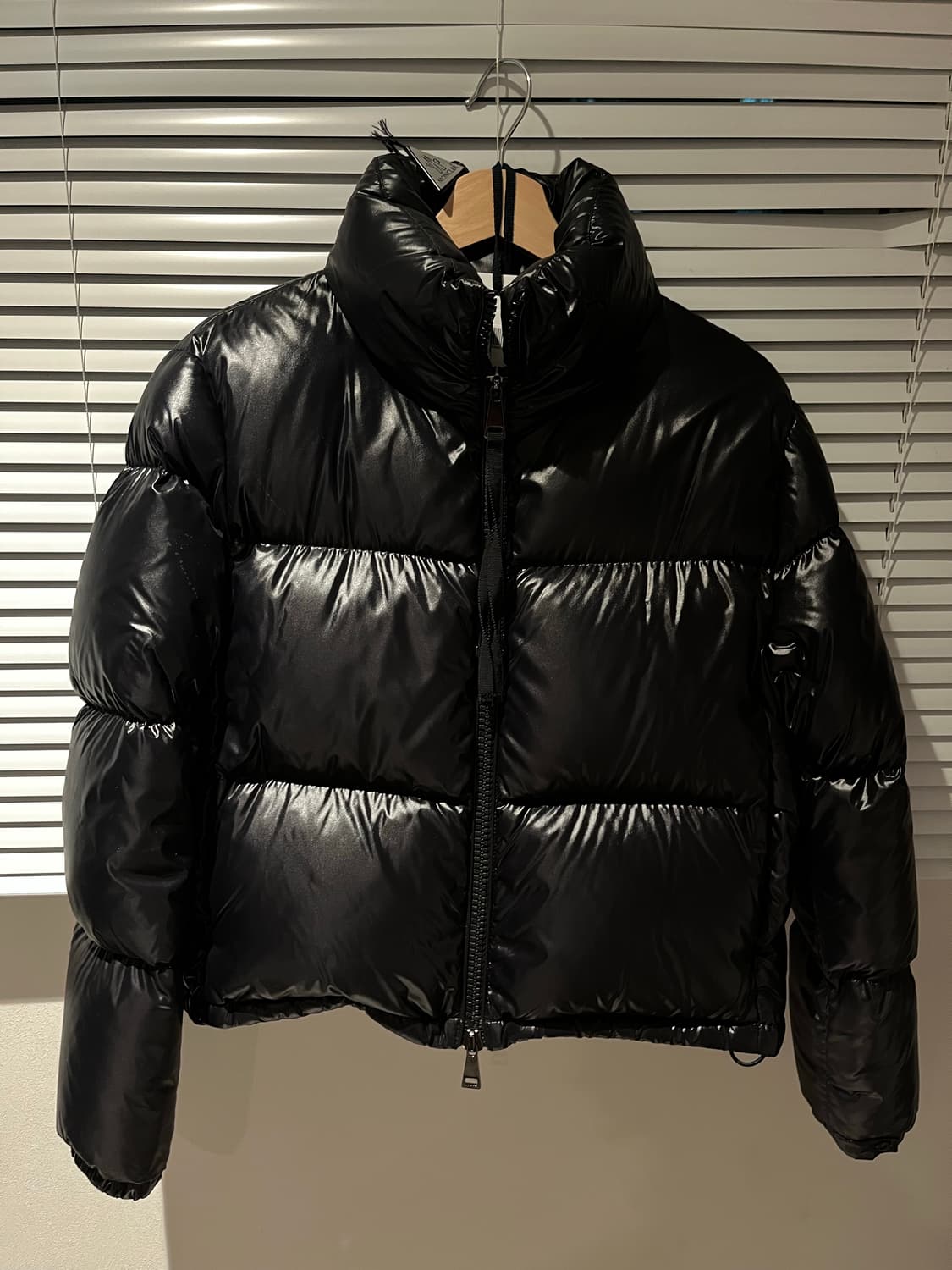 몽클레르 숏 다운 상품이미지1