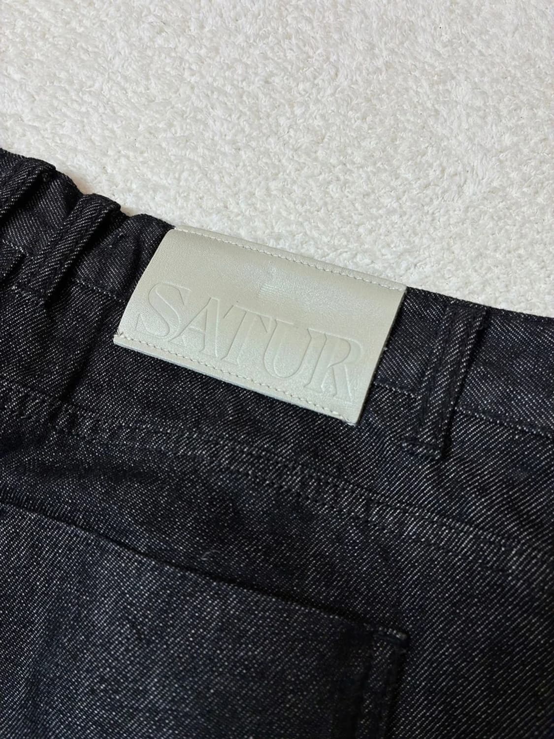 세터 Satur 카이엔 원턱 흑청 데님 팬츠 PN6330 상품이미지7