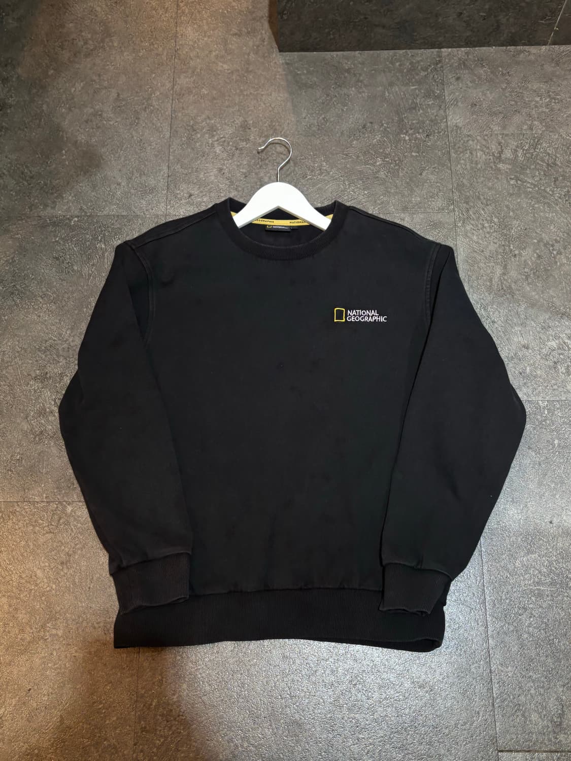 내셔널지오그래픽 맨투맨 L 상품이미지2