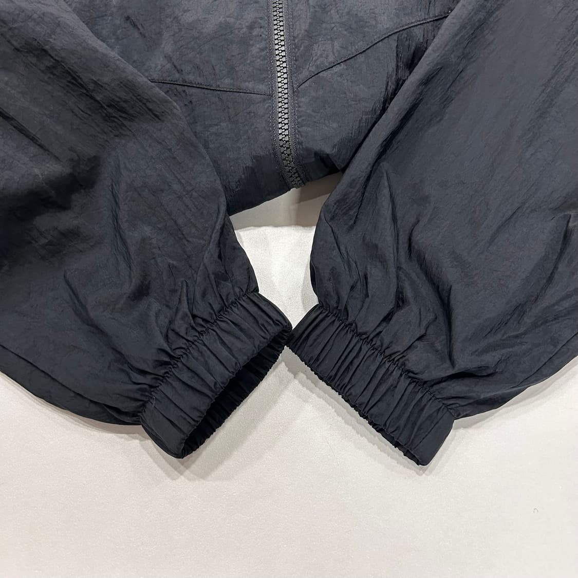 [L] 나이키 우먼스 우븐 블랙 바람막이 점퍼 B120 상품이미지9