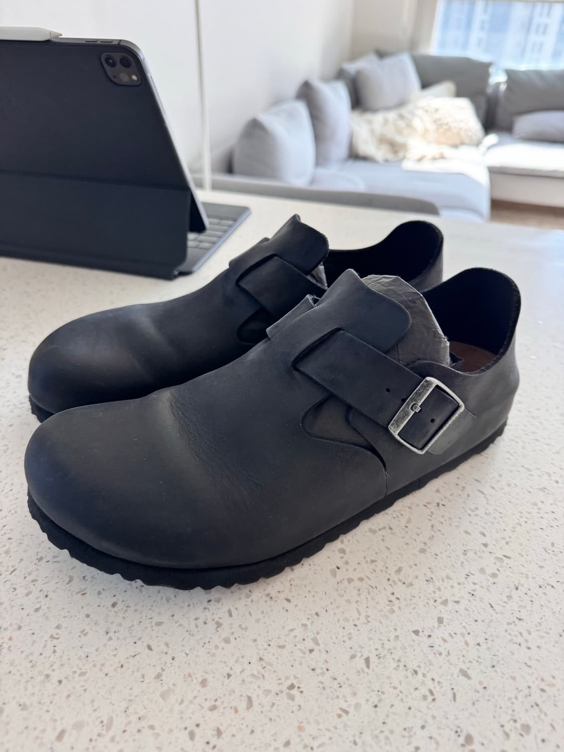 버켄스탁 런던 오일드 레더 블랙 레더 44사이즈 상품이미지1