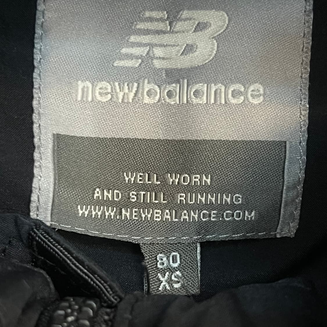 뉴발란스 여성 덕다운 롱패딩 80(XS) 상품이미지3