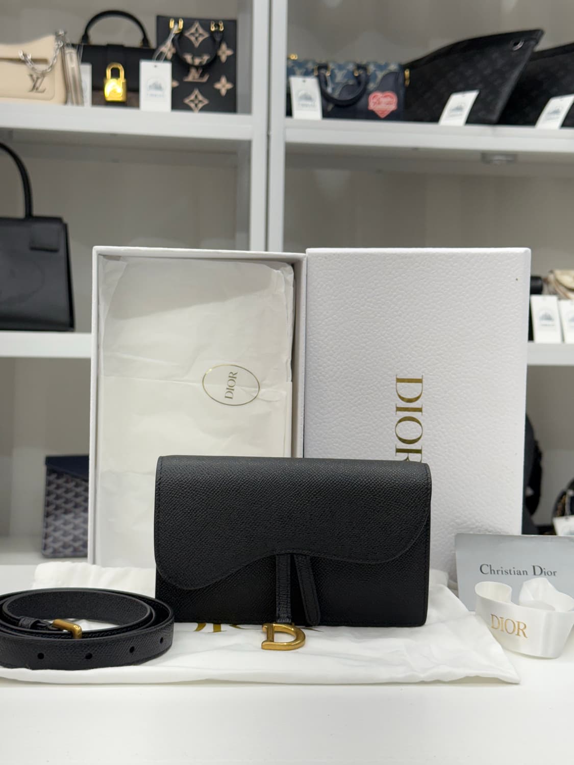 [OS] 디올 카프스킨 새들 벨트백 상품이미지1