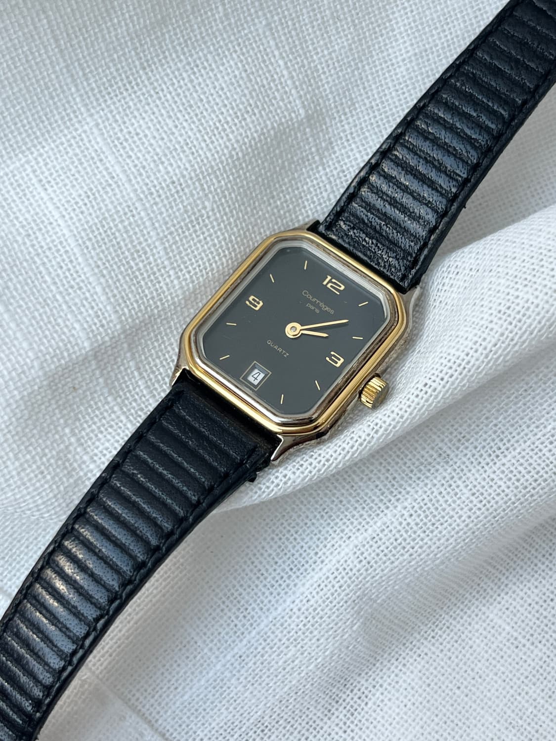 80s Courreges 꾸레쥬 가죽 스트랩 손목시계 상품이미지1