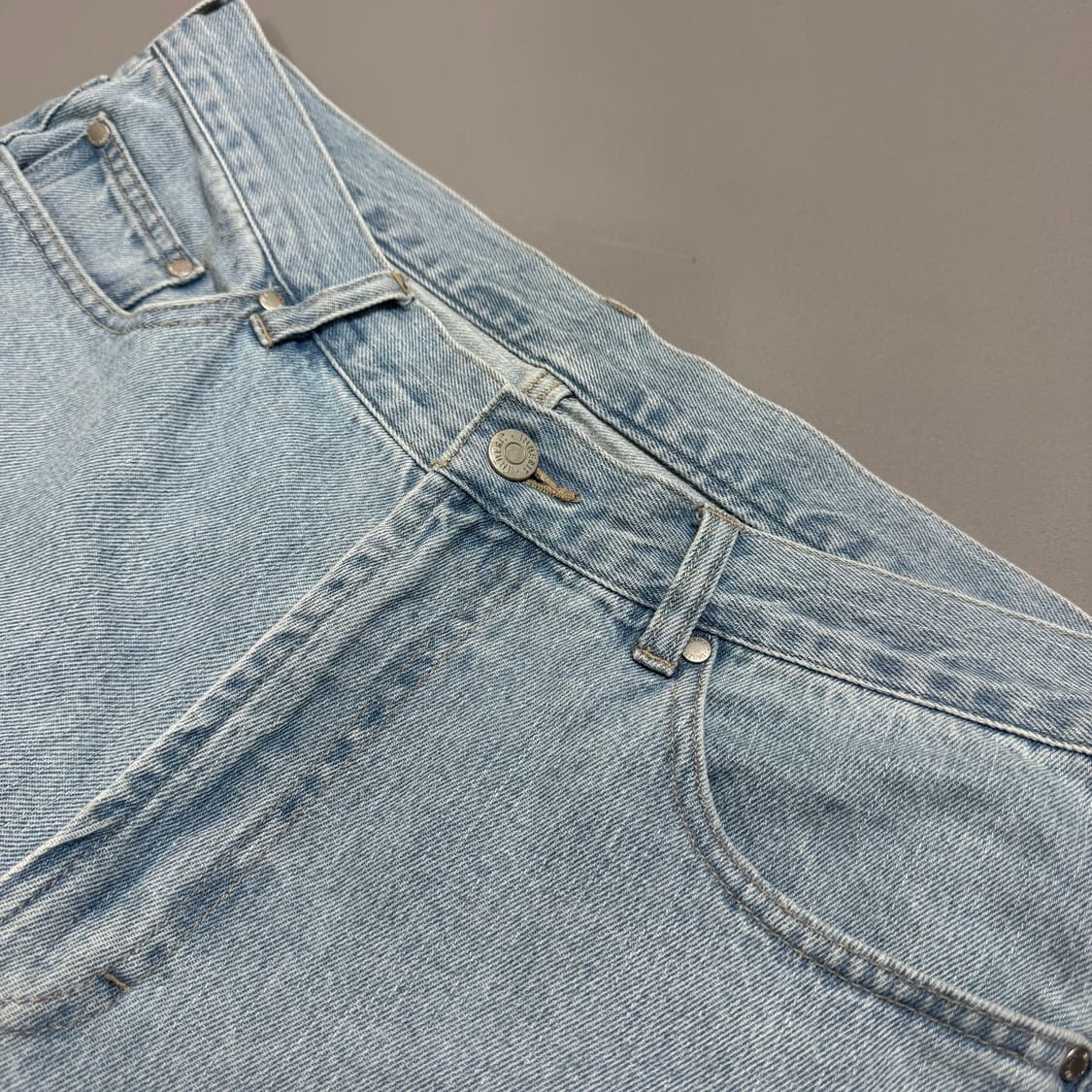 INHERIT 라이트블루컬러 워시드 루즈 와이드 데님 팬츠 상품이미지3