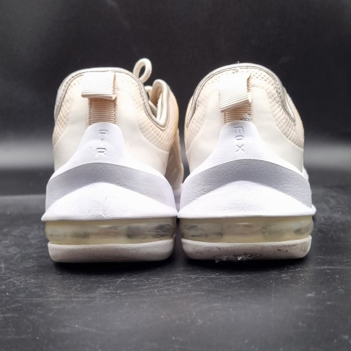 나이키 에어맥스 엑시스 여성운동화230 상품이미지4