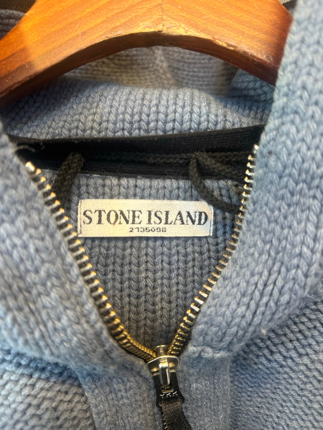 스톤아일랜드 블루 니트 후드 집업 상품이미지2